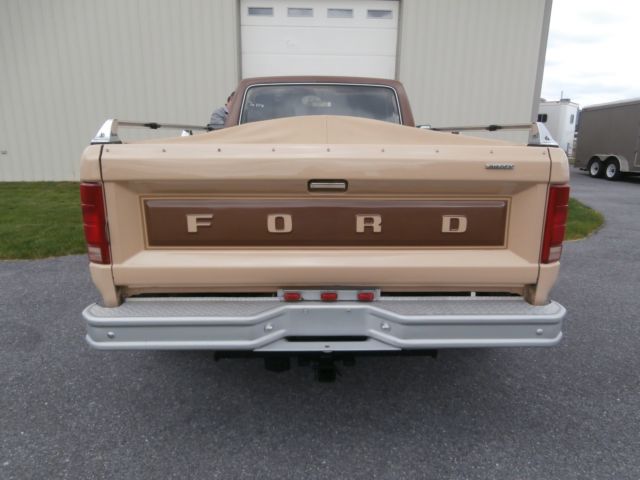 ford F350 Regular cab dually 1985 Ford F-350 XLT