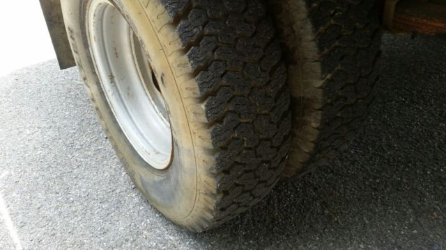 1989 Ford F-450 - photo 6