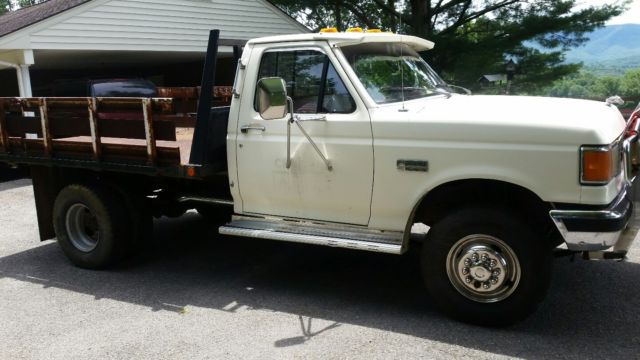 1989 Ford F-450 - photo 9