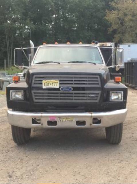 1992 Ford F800 - photo 4