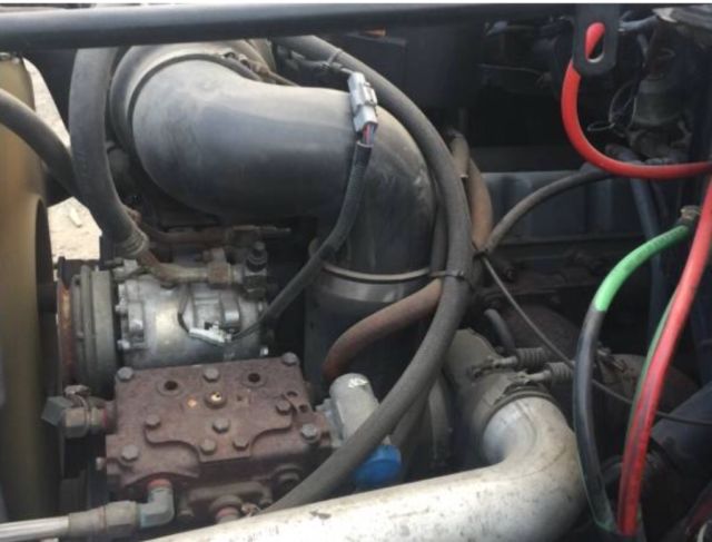 1992 Ford F800 - photo 6