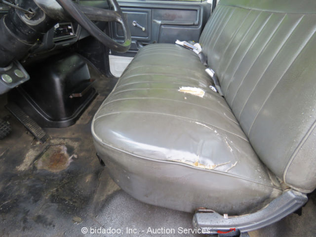 1989 Ford F800 - photo 11