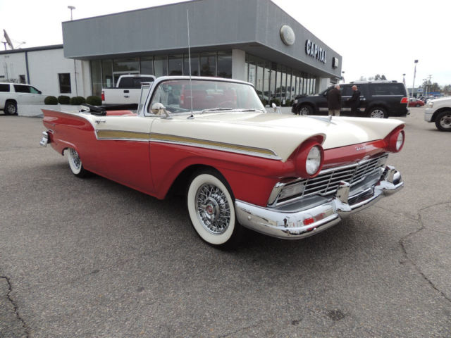 1957 Ford Fairlane - photo 11