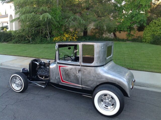 1926 Ford 5 window coupe - photo 7