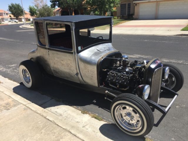 1926 Ford Five window coupe - photo 4