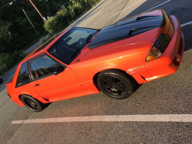 1989 Ford Mustang Gt - photo 2