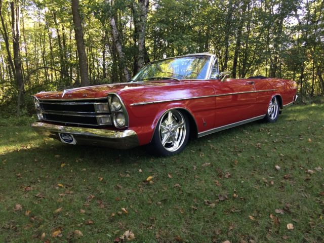 1966 Ford Galaxie - photo 2