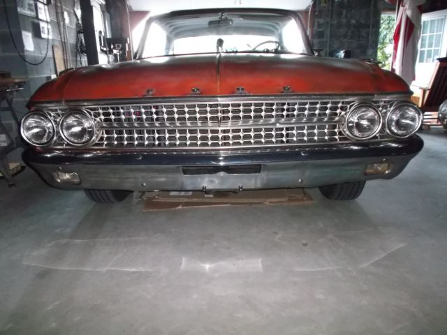 1961 Ford Galaxie 2 door hardtop Club Victoria