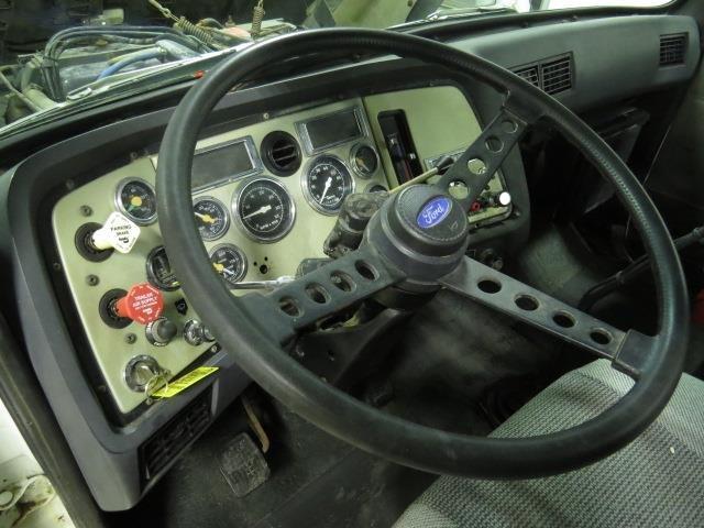 1991 Ford L9000 -- - photo 6