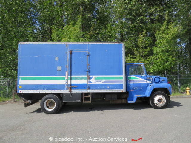 1990 Ford L8000 - photo 5