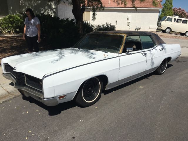 1970 Ford Galaxie - photo 3