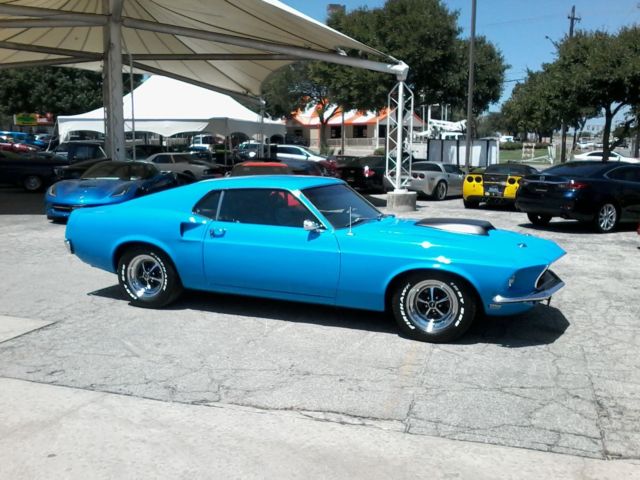 Ford mach1 look at the list of up grades 1969 Ford Mustang Resto -mod MACH 1
