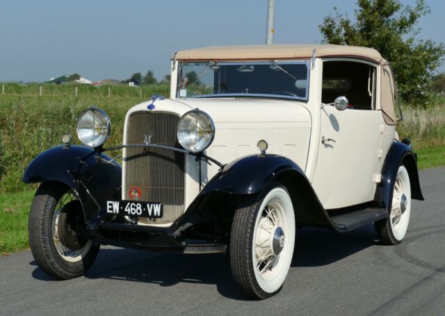 1932 Ford Model 18 V8 VandenPlas Cabriolet - photo 3