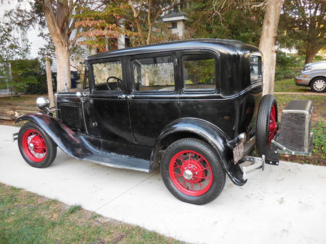 1930 Ford Model A Fordor - photo 2
