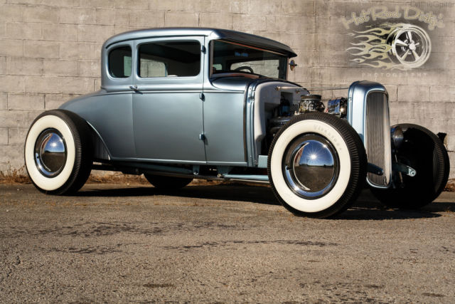 1930 Ford Model A Patina Pro Touring Restomod Hotrod 3100 C10 - photo 12