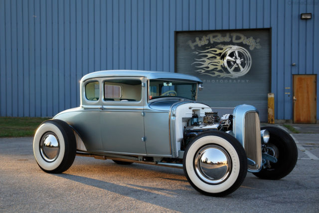 1930 Ford Model A Patina Pro Touring Restomod Hotrod 3100 C10 - photo 8