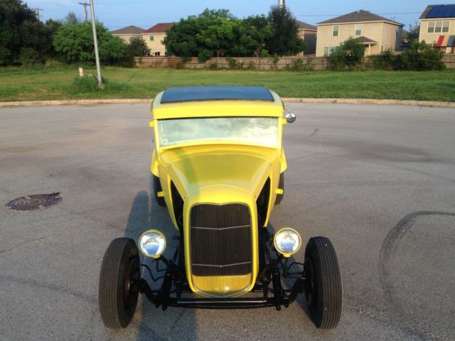 1931 Ford Model A Coupe - photo 11