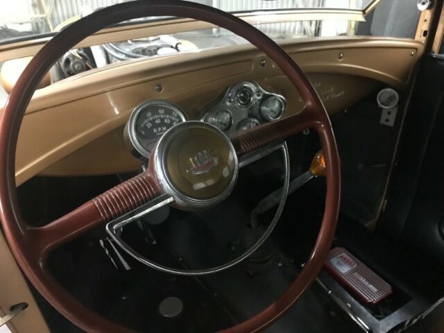 1930 Ford Model A - photo 10