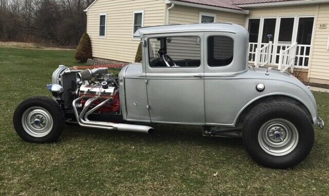 1930 Ford Model A - photo 2