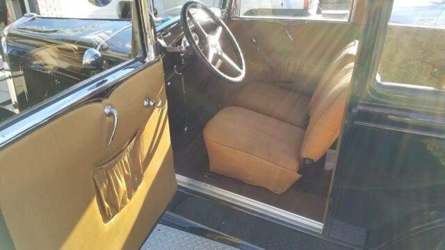 1931 Ford Model A Leatherback - photo 9