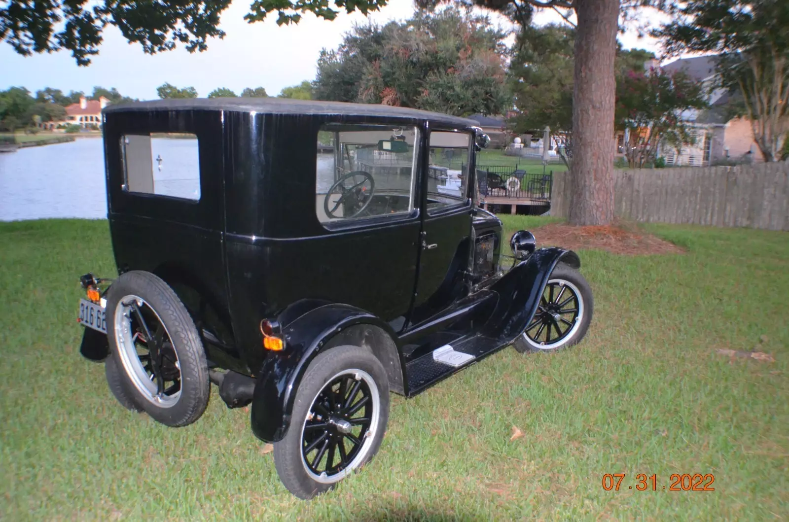 1926 Ford Model T fabric with vinyl front seats - photo 2