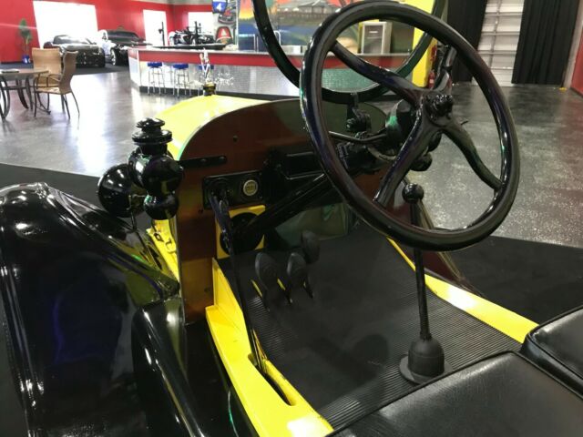 1923 Ford Model T - photo 11