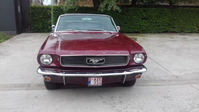1966 Ford Mustang black bech seats - photo 2