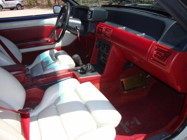 1988 Ford Mustang LX - photo 3