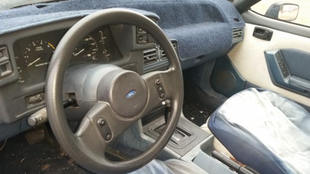 1989 Ford Mustang - photo 2