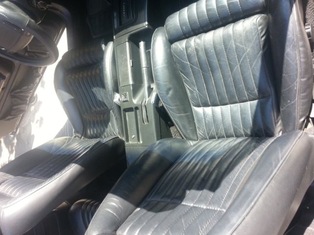 1990 Ford Mustang GT - photo 8