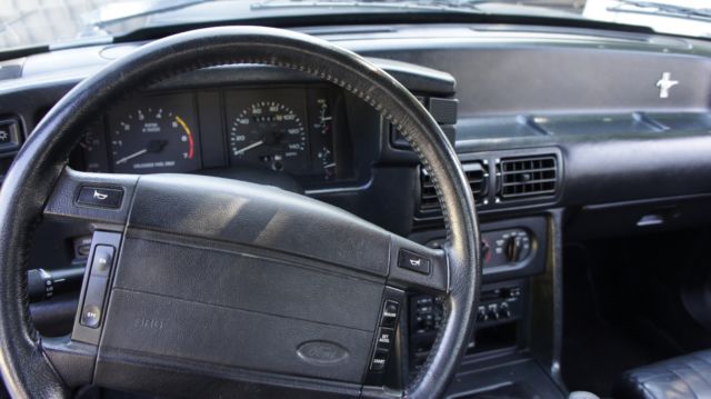 1990 Ford Mustang LX - photo 4