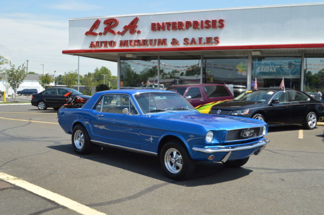 FORD MUSTANG 289 V-8 4SPD RUNS,LOOKS AND DRIVES GREAT,NO RUST 1966 Ford Mustang