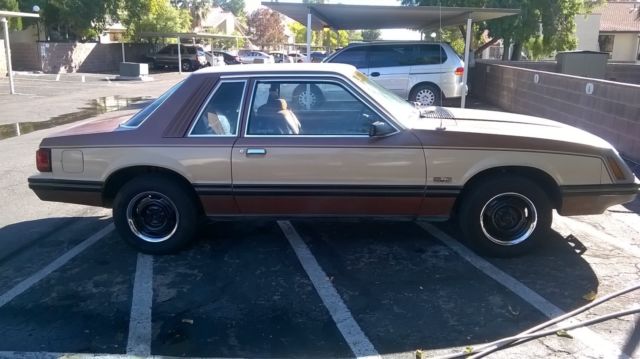 1983 Ford Mustang GL - photo 2
