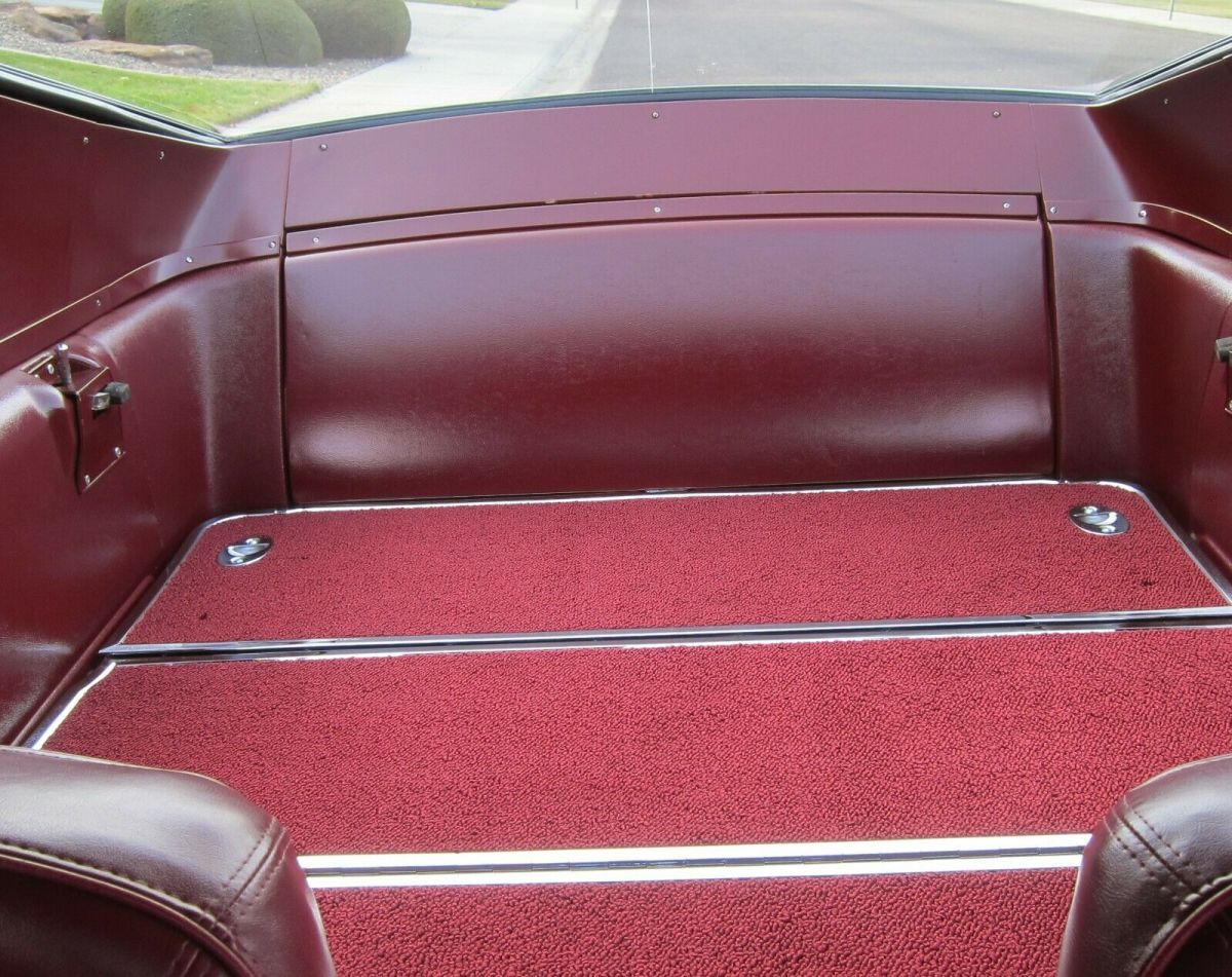 1968 Ford Mustang red vinyl - photo 8