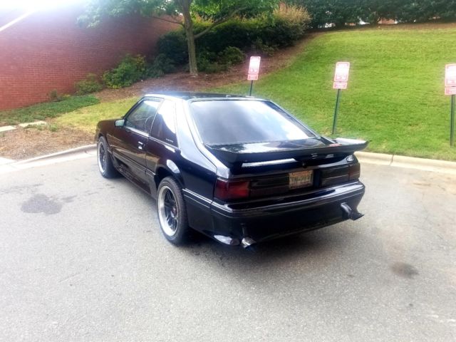 1992 Ford Mustang GT - photo 3
