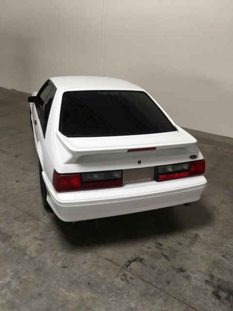 1988 Ford Mustang Black - photo 3