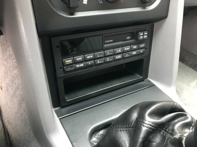 1993 Ford Mustang LX - photo 9