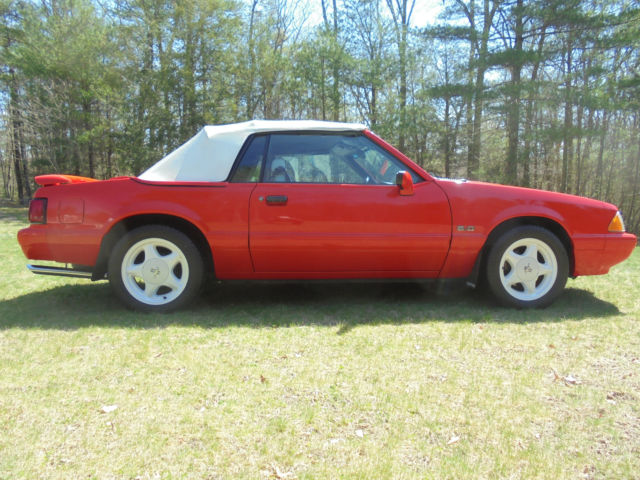 Ford Mustang LX 5.0 Convertible Summertime edition. 39,561 Original Miles 1992 Ford Mustang Summertime Edition convertible