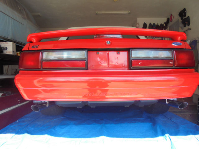 1992 Ford Mustang Summertime Edition convertible - photo 3