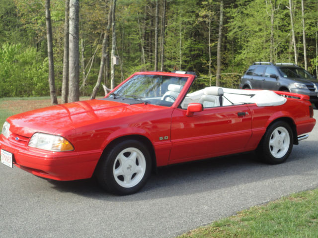 1992 Ford Mustang Summertime Edition convertible - photo 5