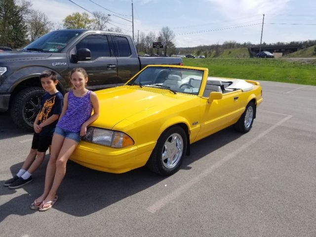 1993 Ford Mustang - photo 12