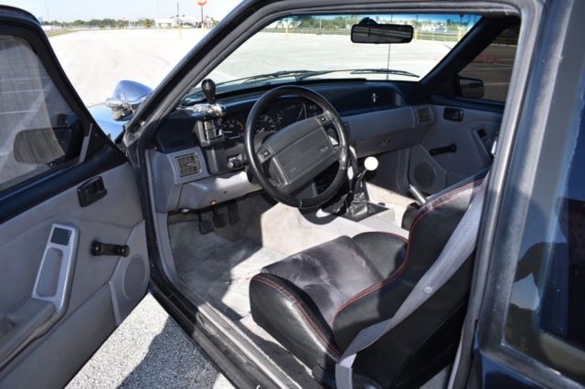 1993 Ford Mustang LX - photo 8