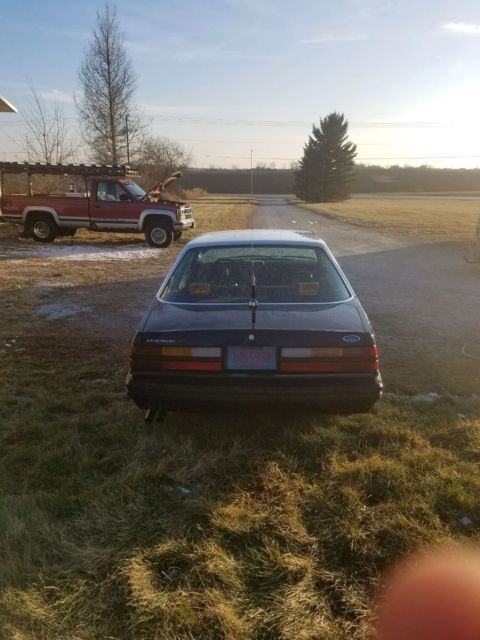 1983 Ford Other White and black - photo 3
