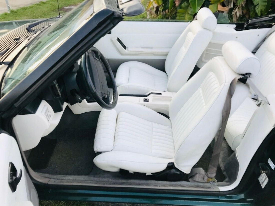 1990 Ford Mustang GT 2dr Convertible - photo 2