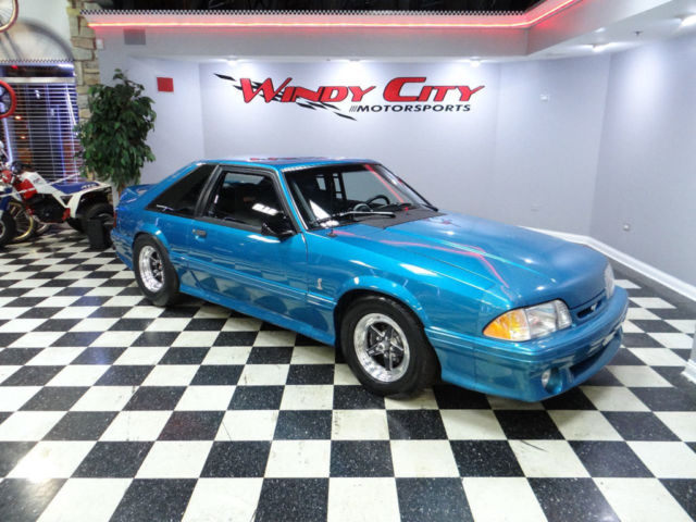 1993 Ford Mustang 3dr Cobra - photo 2