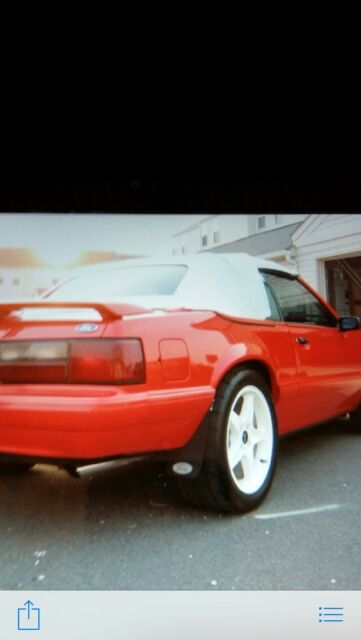 1992 Ford Mustang Summer Edition - photo 2