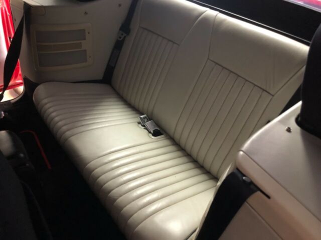 1992 Ford Mustang Summer Edition - photo 9