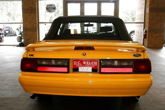 1993 Ford Mustang LX - photo 7