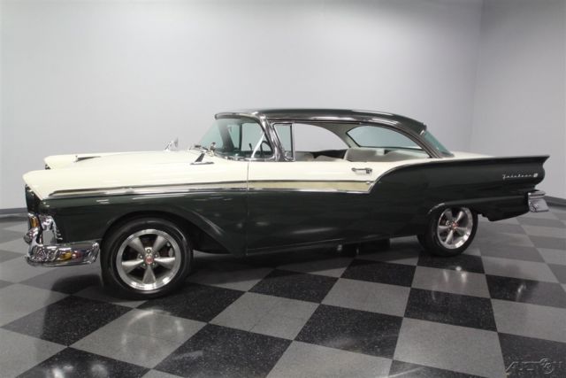 1957 Ford Fairlane 500 - photo 6