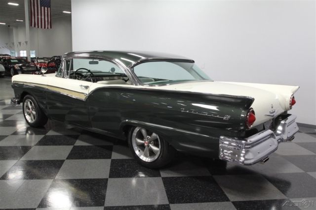 1957 Ford Fairlane 500 - photo 9